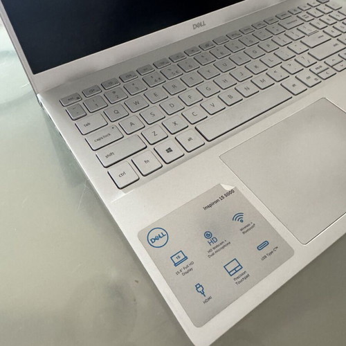 Dell Inspiron 5505 laptop like new, Ryzen 5, 8GB RAM, 256GB SSD, 15.6” FHD, Win10 Home