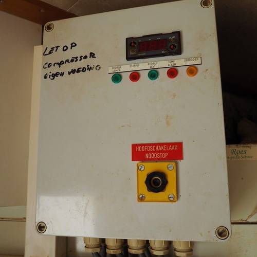 NVKL refrigeration chamber used with Searle evaporator