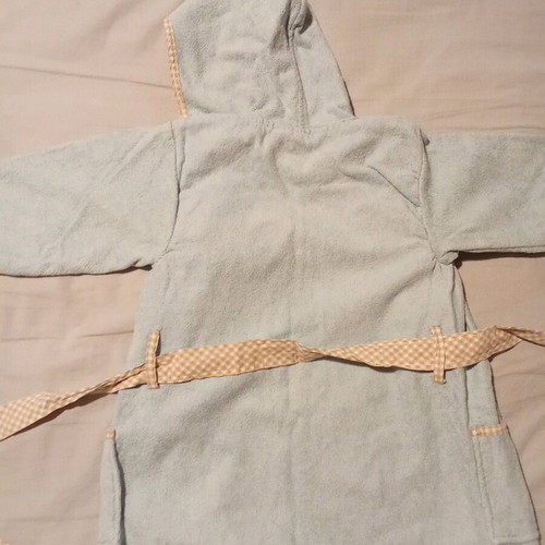 Borea children's bathrobe 3-4 years like new