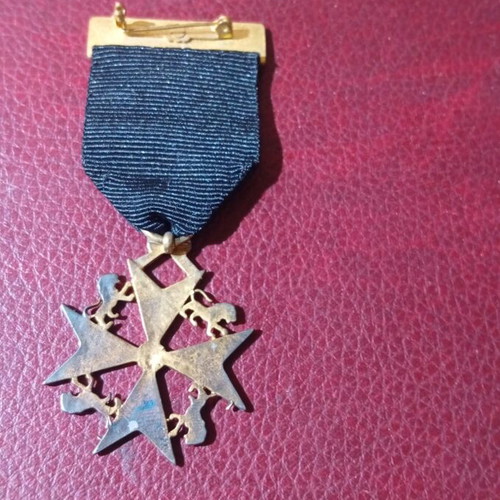 Masonic commemorative medal used, collectible