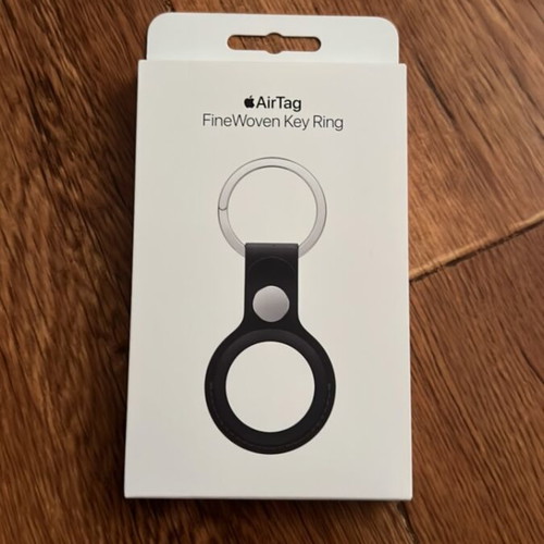 Apple AirTag FineWoven Key Ring new, original packaging