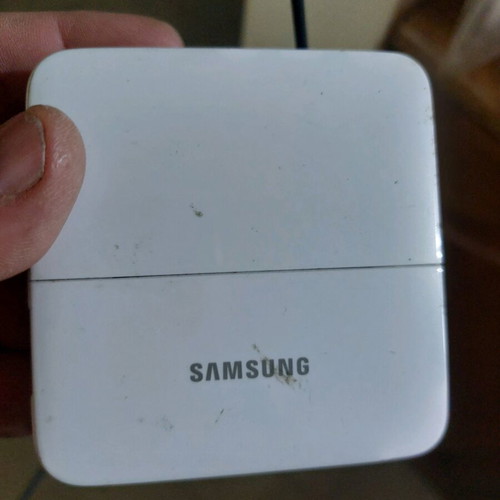 Samsung Desktop dock зарядно употребявано