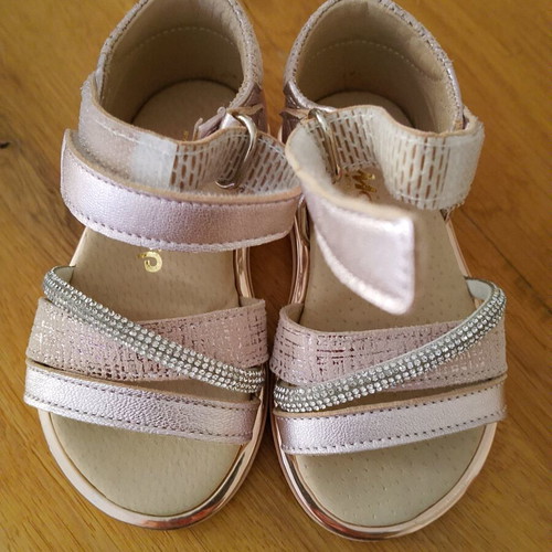 Mouger baby sandal new size 20
