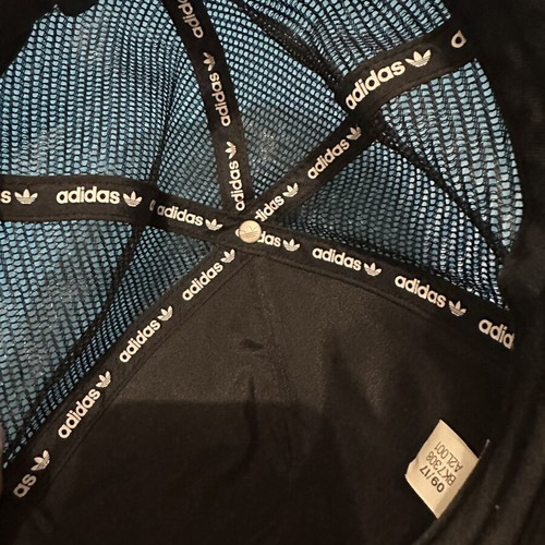 Adidas black unisex hat