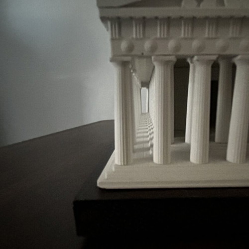 Parthenon model like new with detailed artistic plaster and wooden base