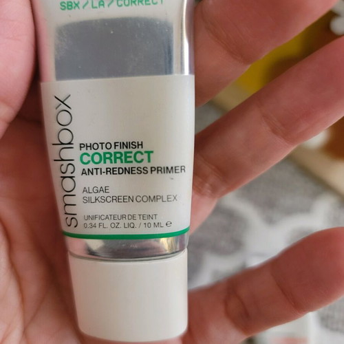 Smashbox primers 2 pcs used, orange with vitamin C and green for redness correction