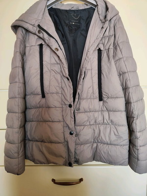 Μπουφάν γκρι μεταχειρισμένο με μαύρες λεπτομέρειες, μέγεθος S