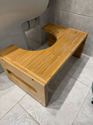 Wooden toilet stool like new, highly durable