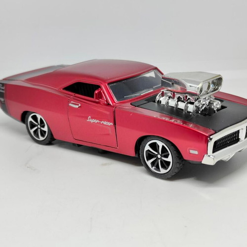 Hot Engine Classic Retro Garage Car Dodge Charger 1:32 red metallic like new