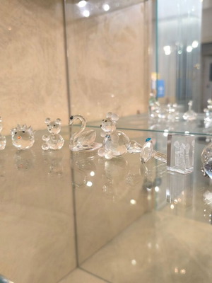 Set of glass decorative miniatures like new