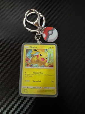 Pikachu keychain card-shaped new