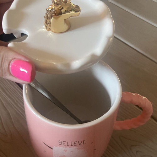 Set of 3 mugs with lids like new
