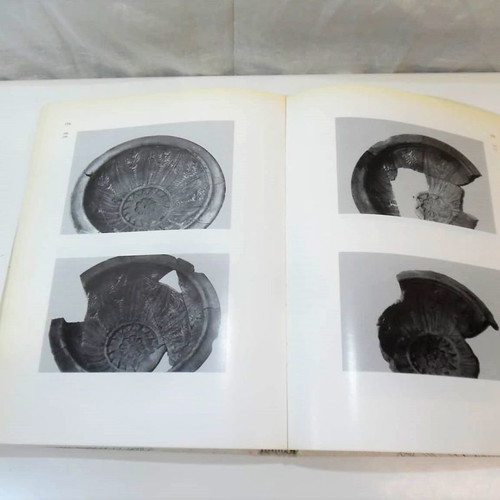 Clay molds of vessels from Pella, contribution to the study of Hellenistic ceramics