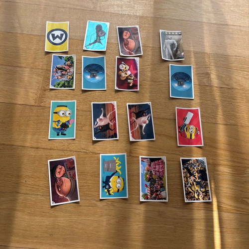 Panini Minion stickers like new, 16 pieces for album