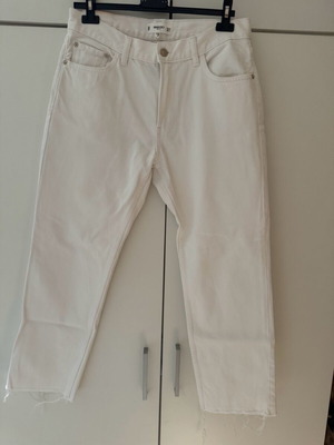 Τζιν παντελόνι Mango λευκό, σαν καινούργιο, μέγεθος M