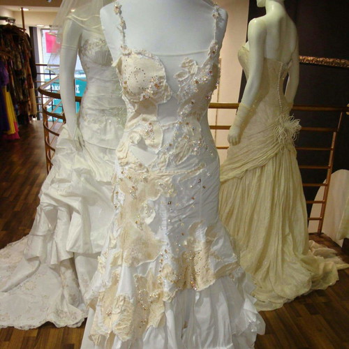 Wedding dress new import from England, white size M