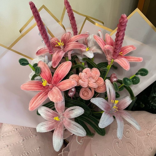 Sleeping Beauty bouquet made to order, 13 pink and white flowers