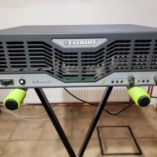 Crown CE1000 power amplifier like new
