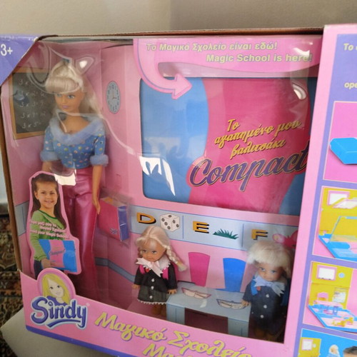 Sindy Magic School set of 3 dolls new, sealed
