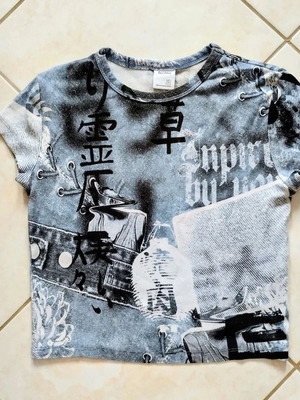 Bershka Japan Style Printed Crop Top, Size S