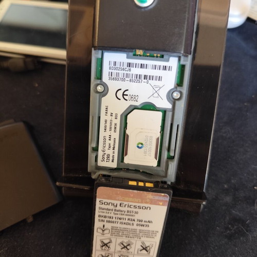 Sony Ericsson T290i vintage mobile phone used