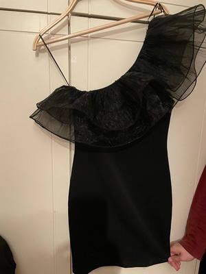 Zara black dress new with one shoulder and organza ruffle, size S