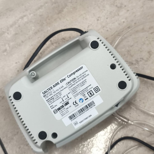 Salter AIRE Elite Compressor Nebulizer like new
