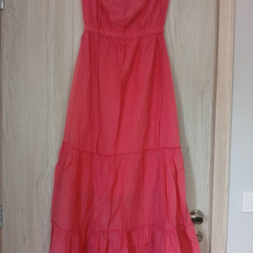 Dress like new in sizes S and M