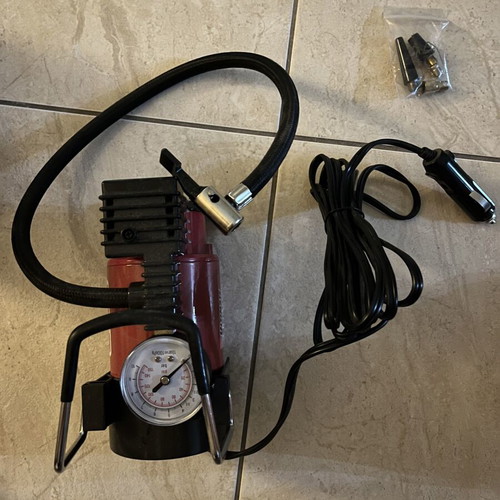 Car Air Compressor like new