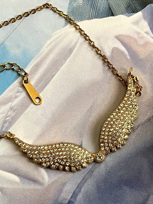 Necklace stainless steel gold tone, new