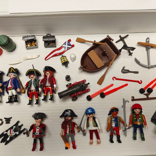 Playmobil English Ship with Pirates and Officers, like new