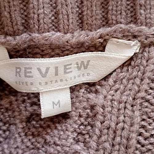 Review knitted cardigan in brown color like new, size S/M