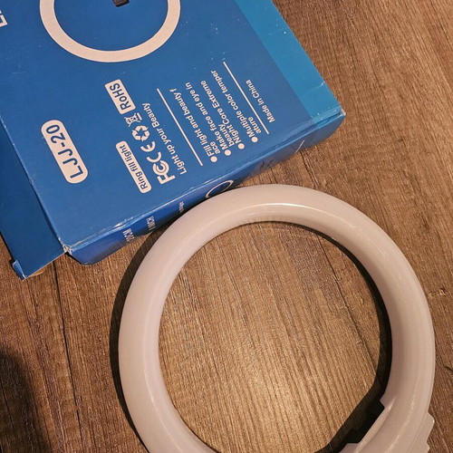 Ring light USB lamp new 8 inches adjustable without tripod