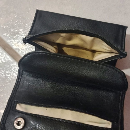Leather tobacco case like new