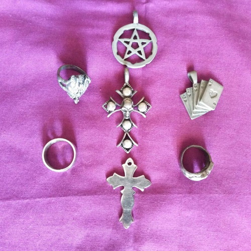 Metal rock jewelry like new, all together