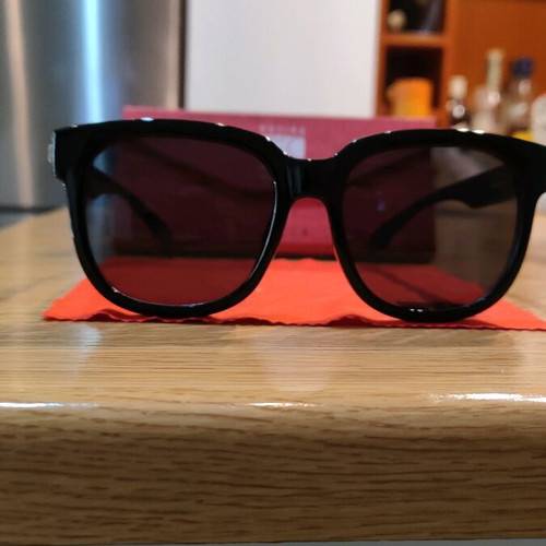Women's sunglasses with acetate frame like new