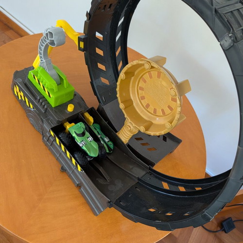 Hot Wheels playset used