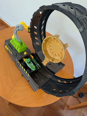 Hot Wheels playset used