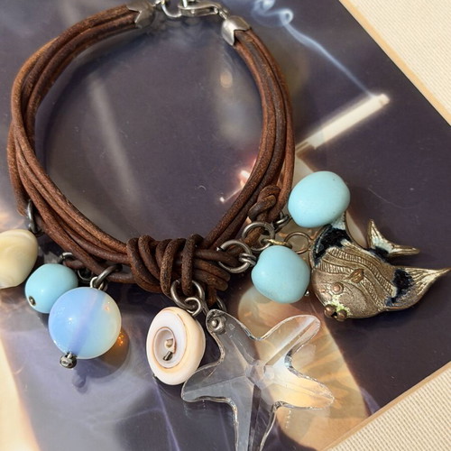 Bracelet with silver clasp and semi-precious stones like new, length 19 cm