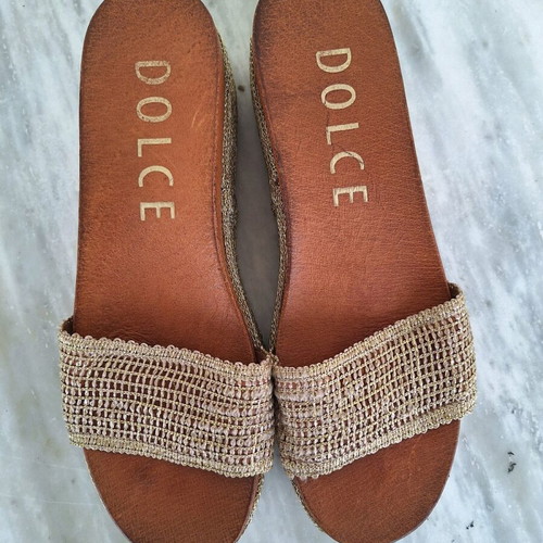 Dolce flat platform leather sandals like new, size 41