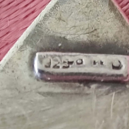 Silver 925 stud earrings used, triangular vintage style