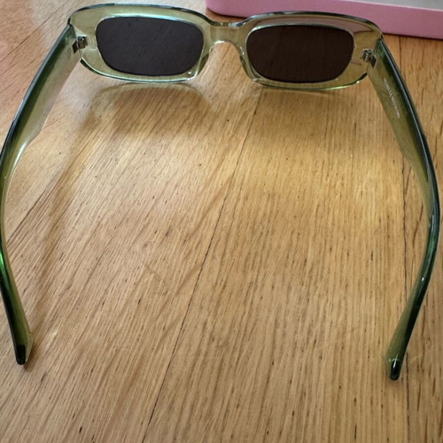 AV Sunglasses Neoma green sunglasses new, rectangular frames