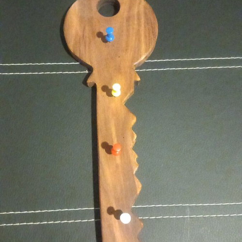 Wooden key hanger new, cherry wood