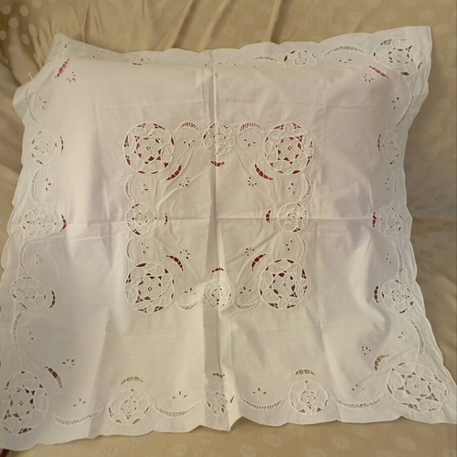 Square white doily like new 38x38