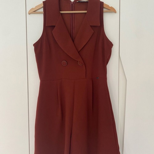 Toi&Moi burgundy playsuit size S like new