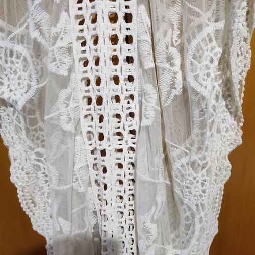 Kaftan Anel white transparent lace like new