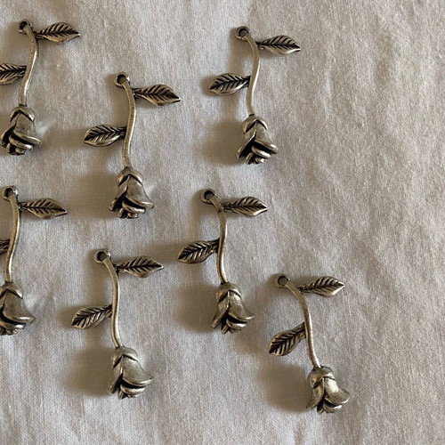 Vintage roses charms new for jewelry making and crafts