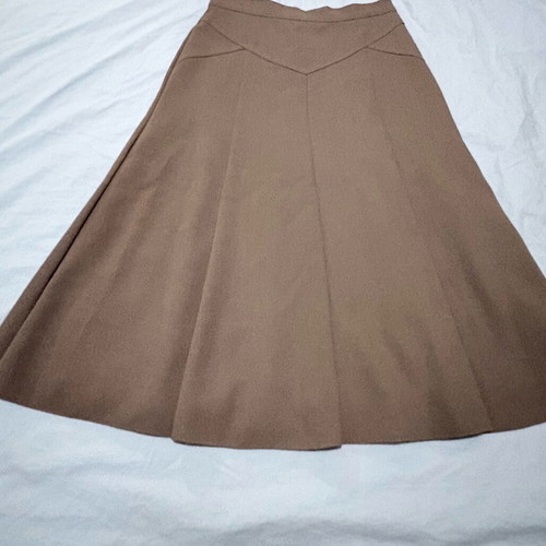 Under Ground skirt S like new
