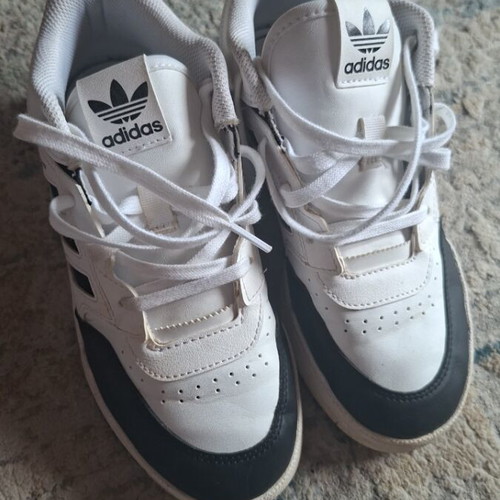 Adidas sneakers size 35 used, white