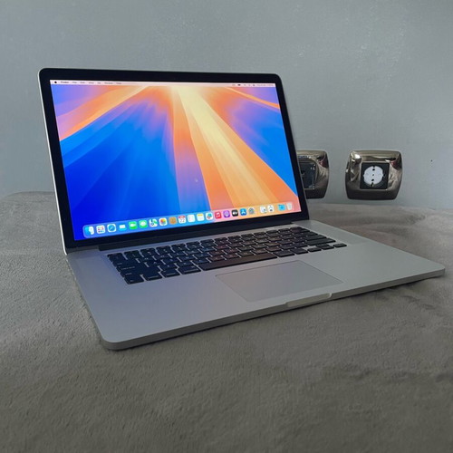 MacBook Pro Retina 15inch Intel i7